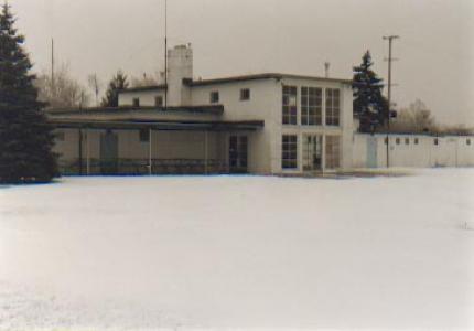 Lake Front Park Bath House Area c. 1987