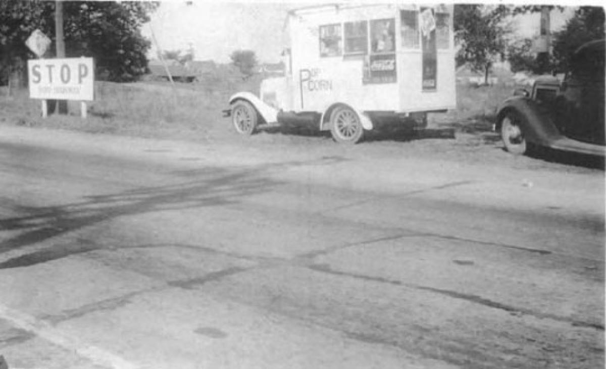 Popcorn Wagon - 1936-1937